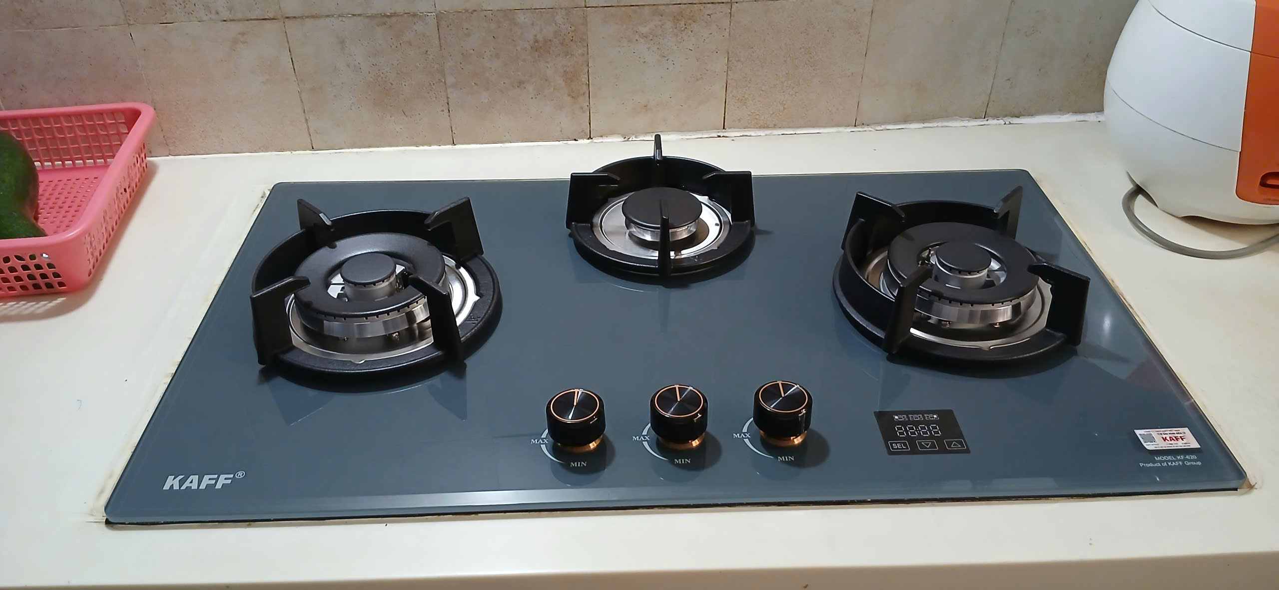 hình ảnh bếp gas 3 bếp kaff 620detime